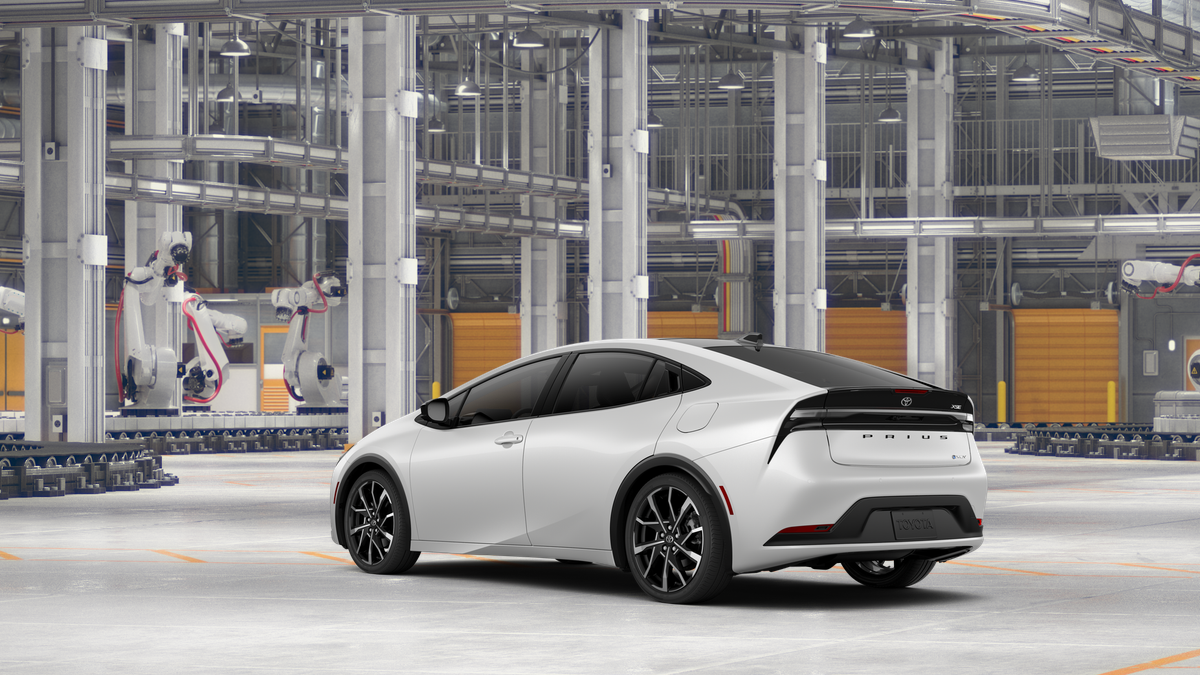 New 2027 Wind Chill Pearl Toyota XSE Premium image 6
