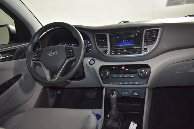 Used 2017 Silver Hyundai Sport image 20