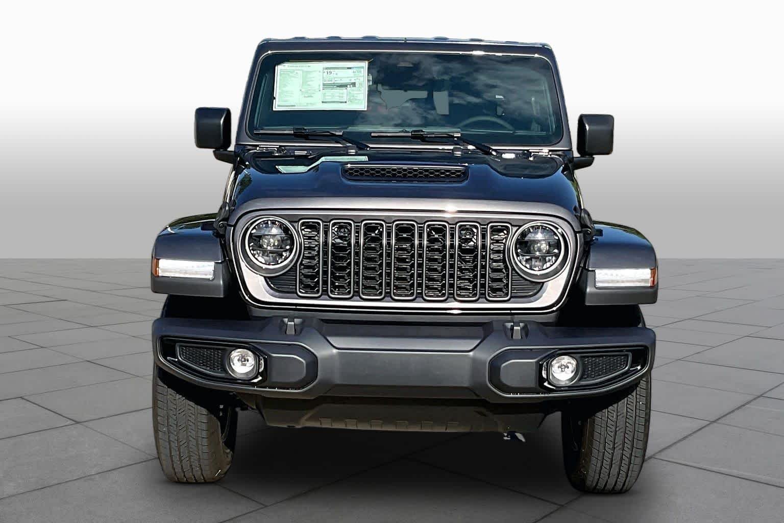 New 2026 Granite Crystal Metallic Clear-Coat Exterior Paint Jeep Sport S image 3