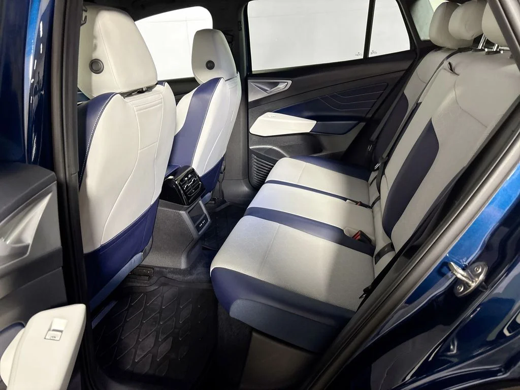 Certified Used 2023 Blue Volkswagen Pro S image 22