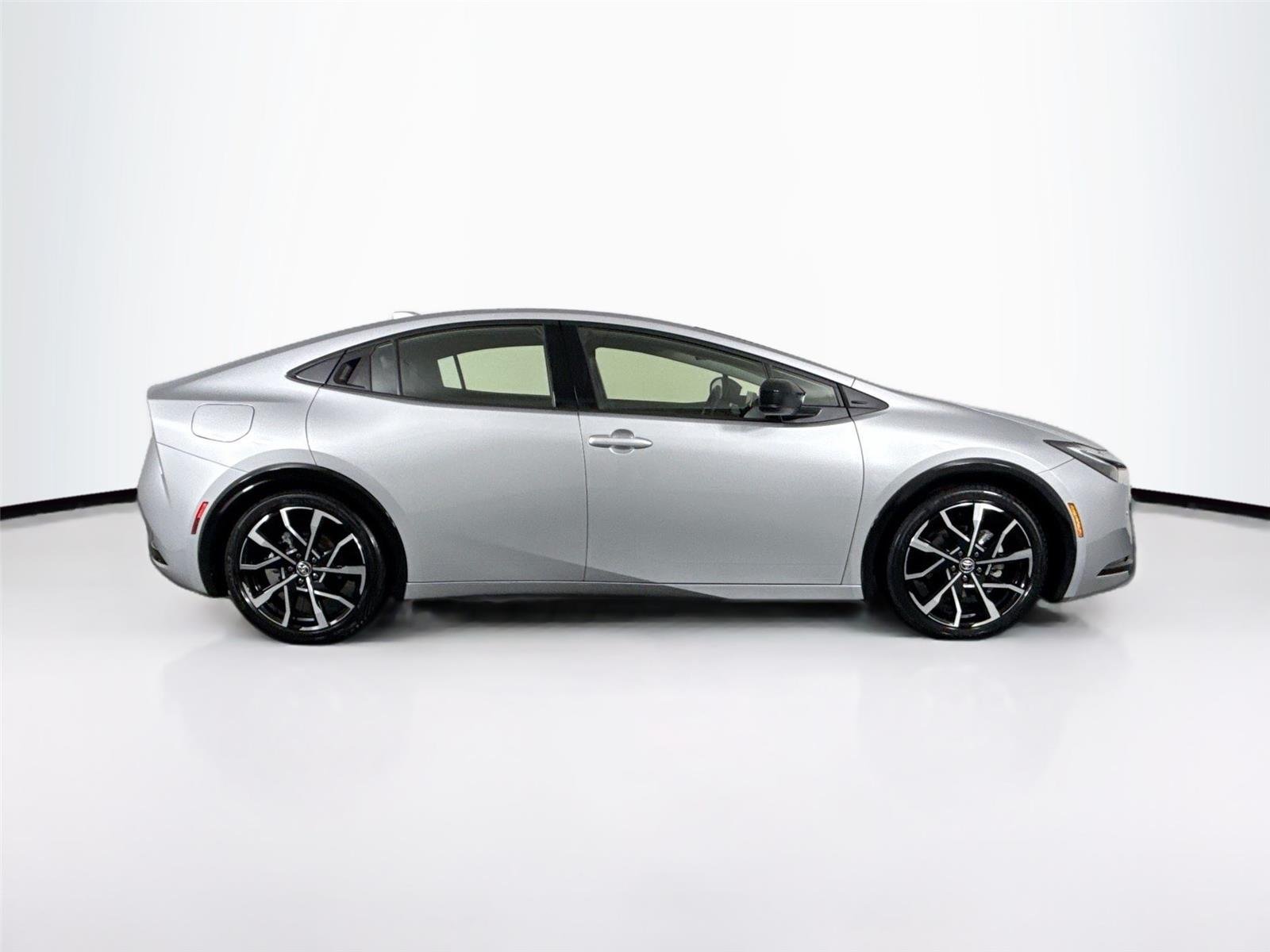 Certified Used 2025 Cutting Edge Toyota XSE image 11