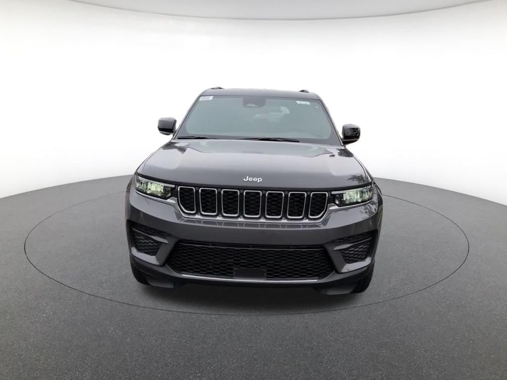 New 2026 Baltic Gray Metallic Clearcoat Jeep Laredo X image 15