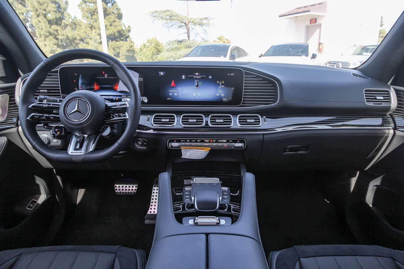 New 2026 MANUFAKTUR Alpine Grey Mercedes-Benz AMG® GLE 63 S image 13
