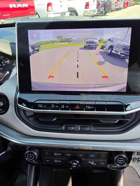 Used 2024 Gray Jeep Limited image 12