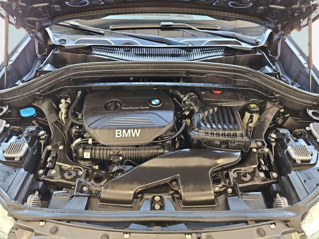 Used 2017 Mineral Gray Metallic BMW xDrive28i image 31