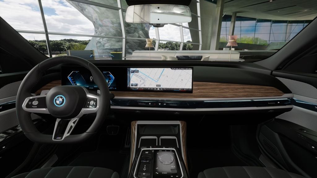 2026 BMW 7 Series 750e - Photo 40