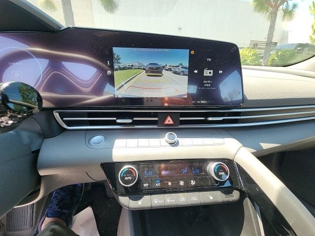 Used 2025 Gray Hyundai SEL Convenience image 25