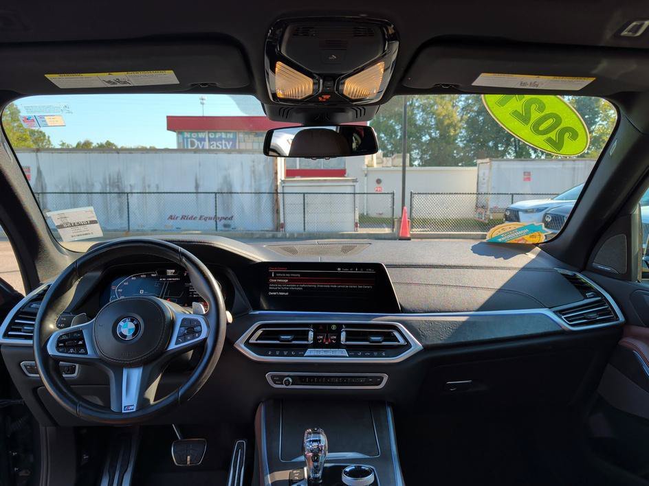 Used 2021 Arctic Gray Metallic BMW M50i image 11