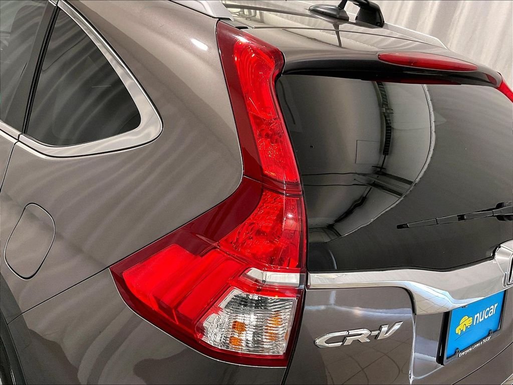 Used 2015 Urban Titanium Metallic Honda Touring image 34