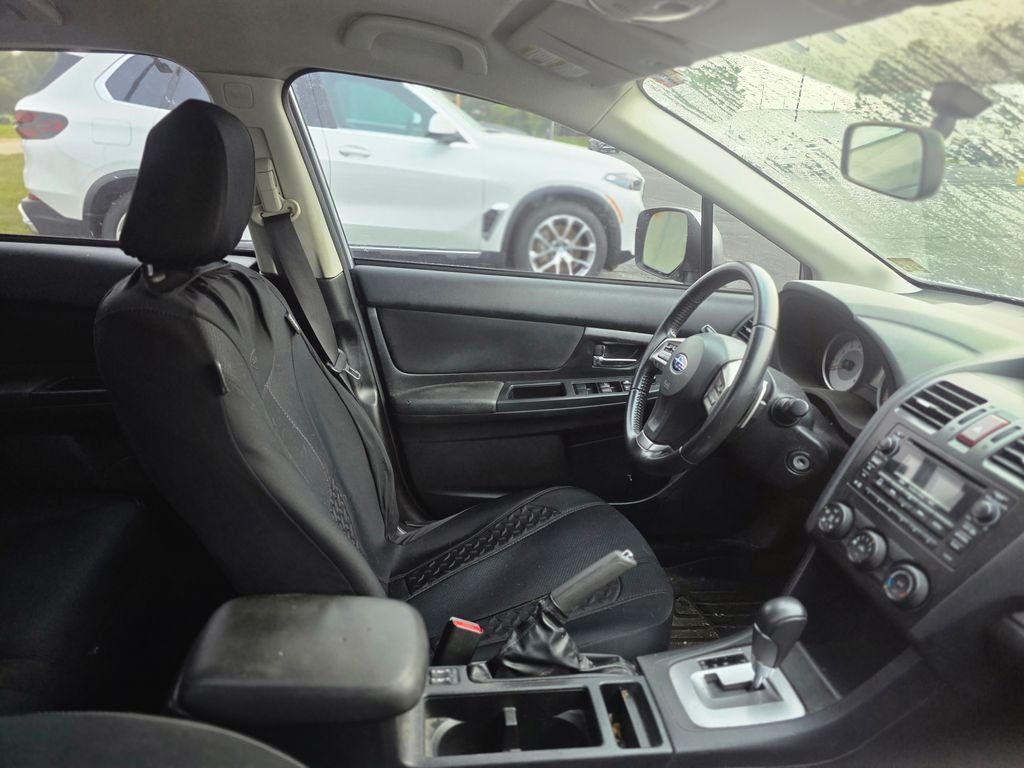 Used 2014 Ice Silver Metallic Subaru 2.0i Sport Premium image 5