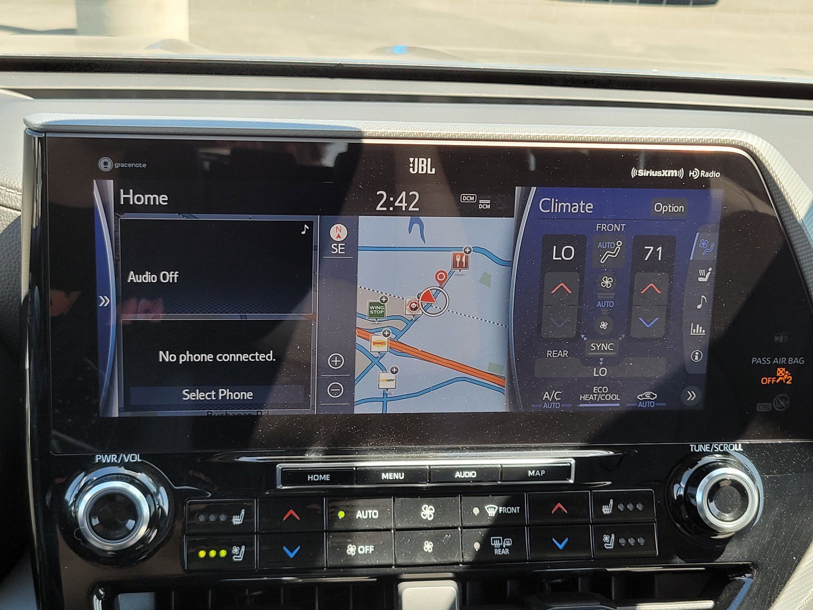Used 2022  Toyota Platinum image 19
