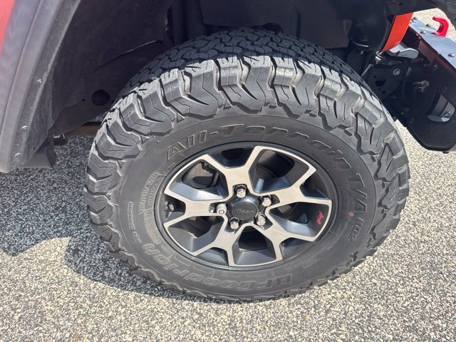 Used 2018 Orange Jeep Unlimited Rubicon image 12