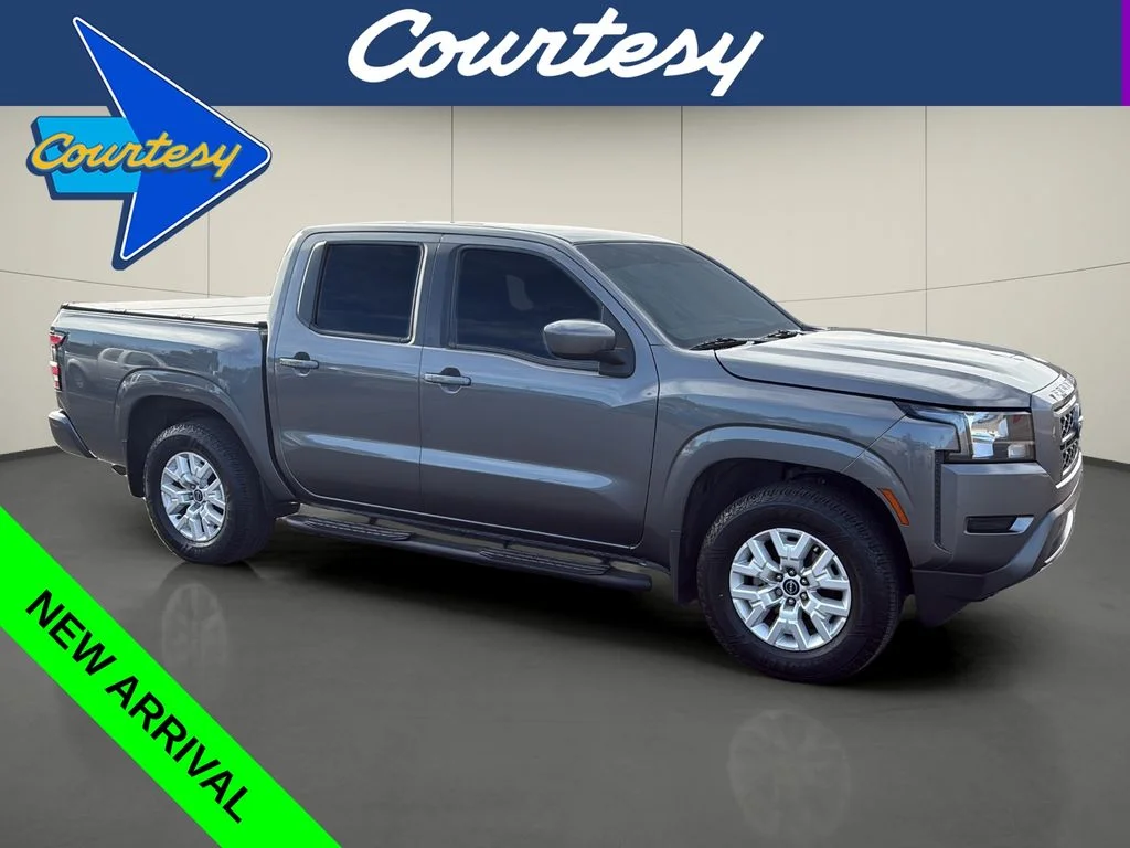 2022 Nissan Frontier SV Crew Cab 4X2 SWB's photo