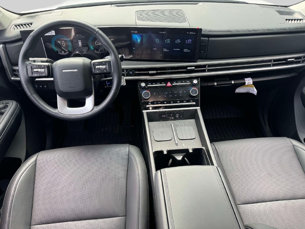 Used 2026 White Hyundai SEL image 12