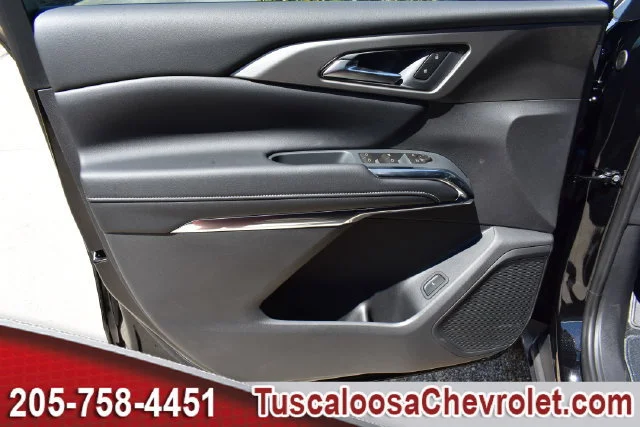 New 2027 Mosaic Black Metallic Chevrolet LT image 14