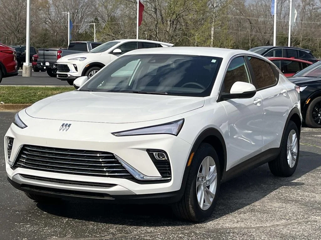 New 2026 Summit White Buick Preferred image 3
