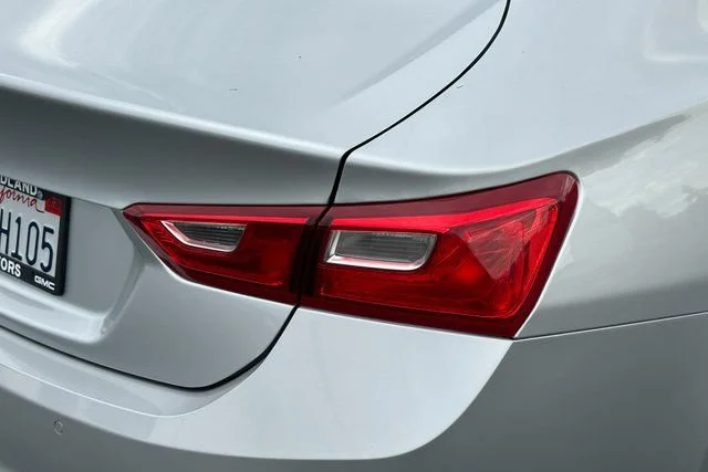 Used 2021 SILVER ICE METALLIC Chevrolet LS image 5