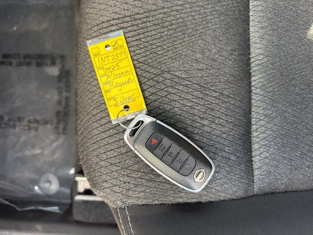 Used 2025 Silver Nissan SV image 32