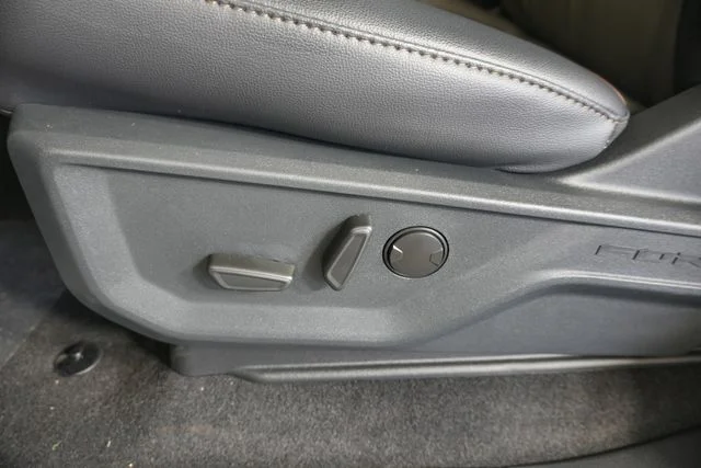 New 2026 Avalanche Ford Lariat® image 29