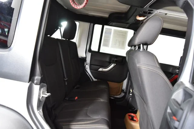Used 2016 Silver Jeep Unlimited Sahara image 38