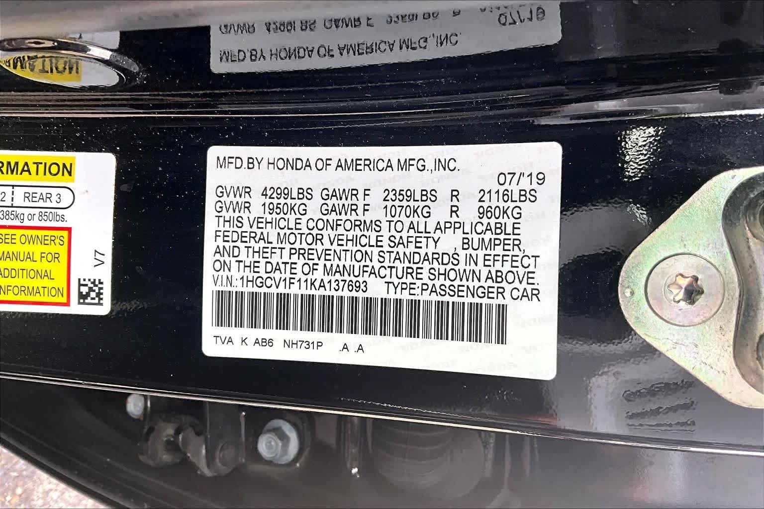 Used 2019 Crystal Black Pearl Honda LX 1.5T image 33