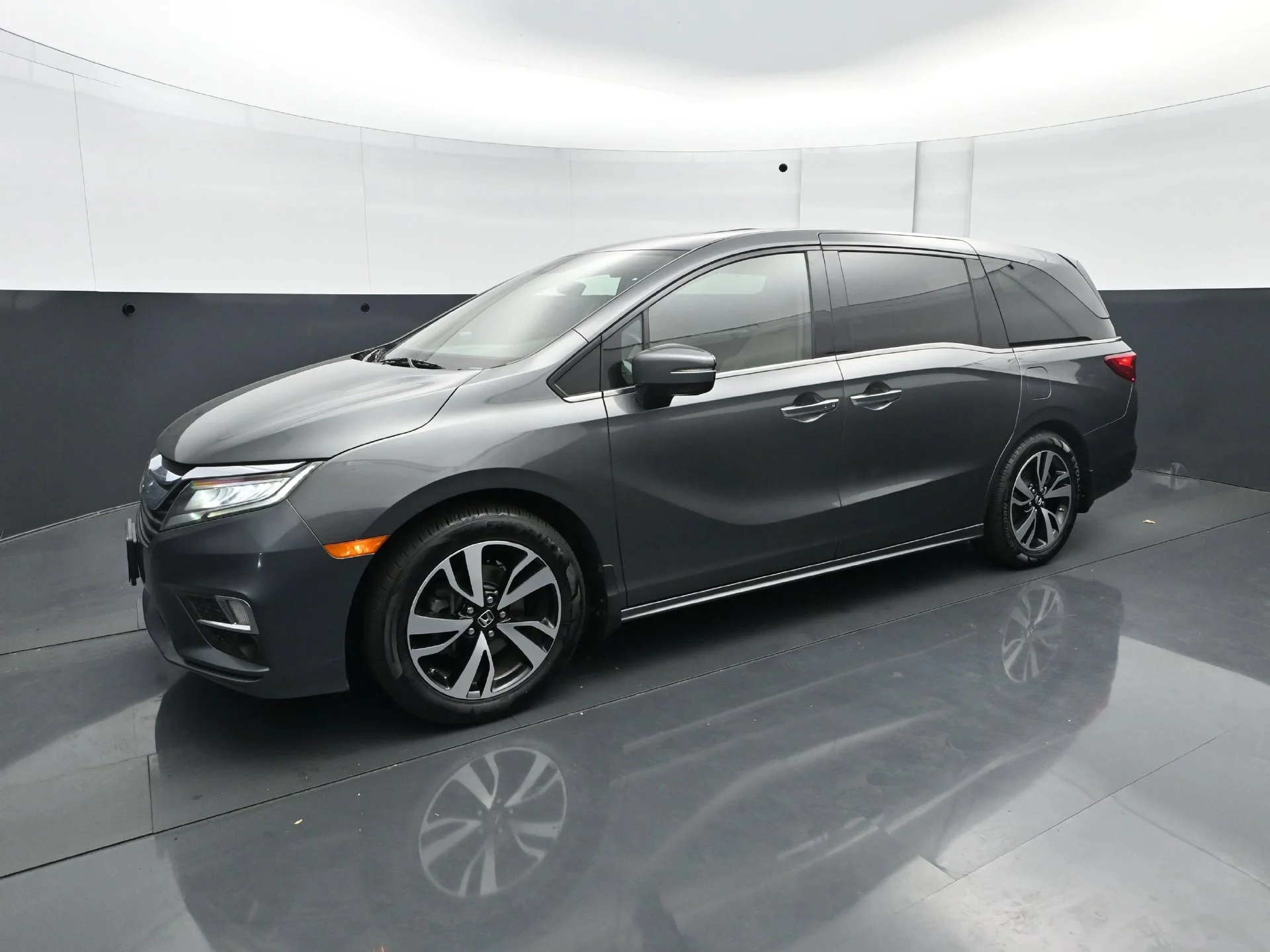 Used 2019 Gray Honda Elite Auto image 2