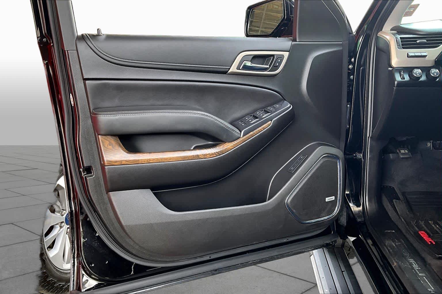 Used 2019 Onyx Black GMC Denali image 22