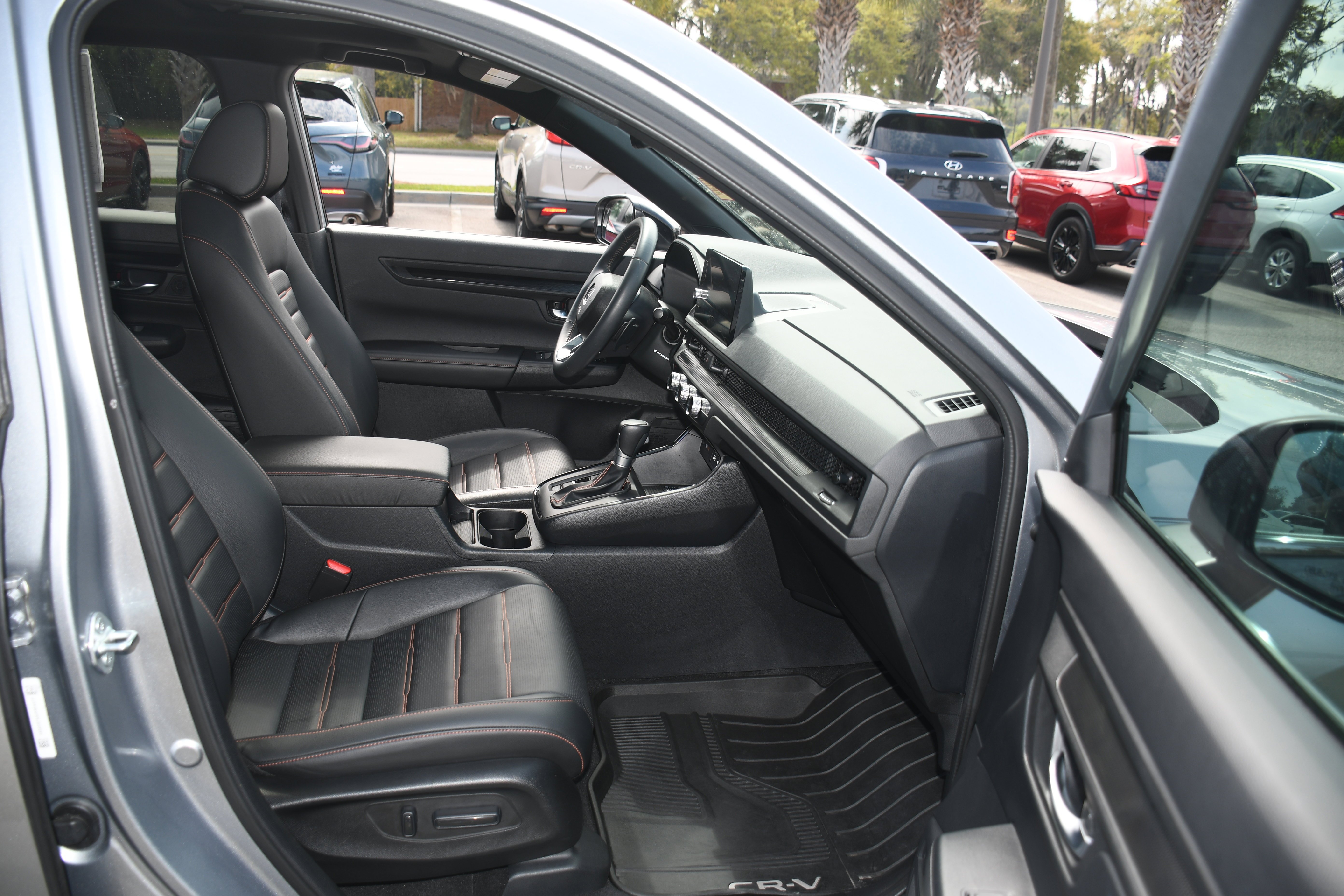 Used 2024 Silver Honda Sport-L image 21