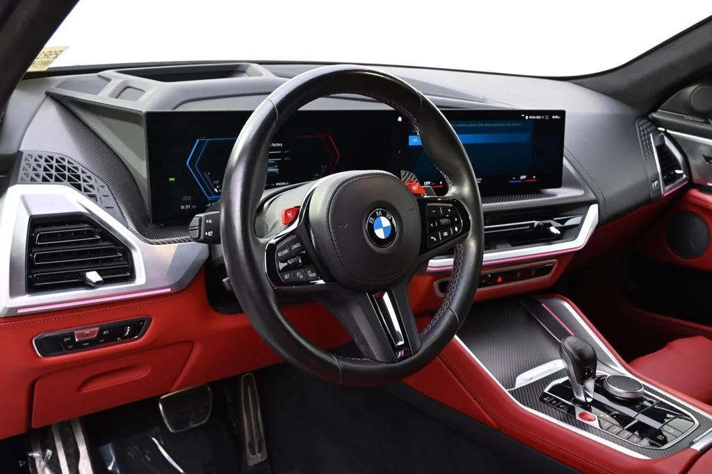 2023 BMW XM Base - Photo 11
