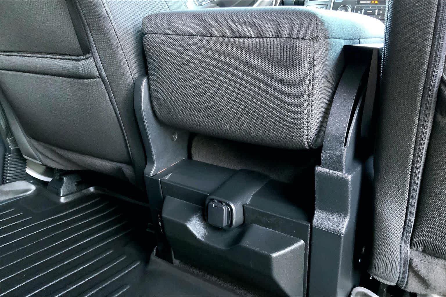 Used 2019 Oxford White Ford XL image 36