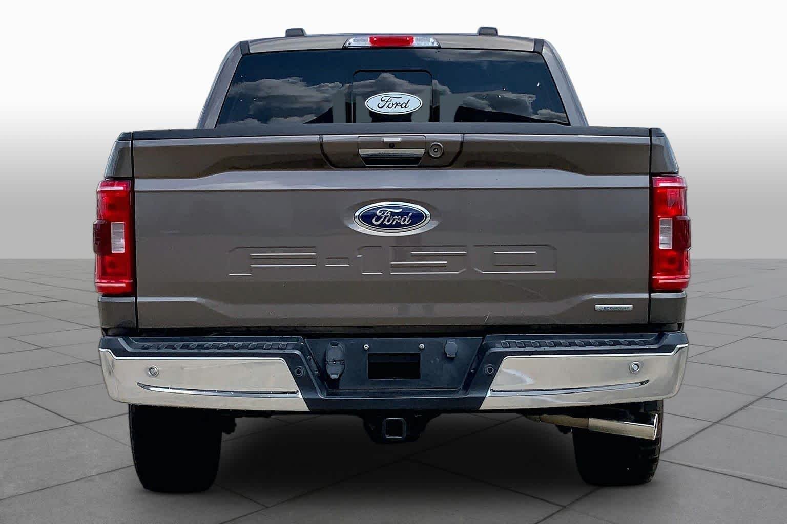 Certified Used 2022 Gray Ford XLT image 5