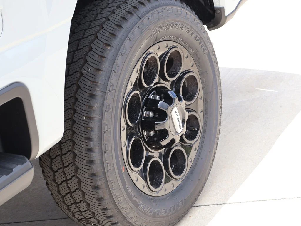 New 2026 Avalanche Ford F-250® Lariat® image 39