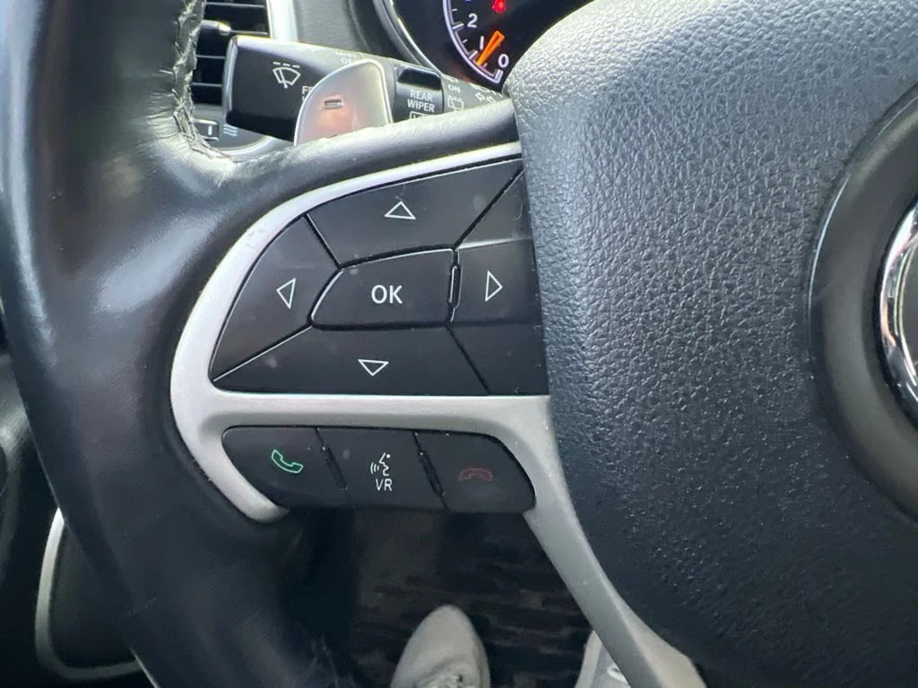 Used 2014 Black Jeep Summit image 18