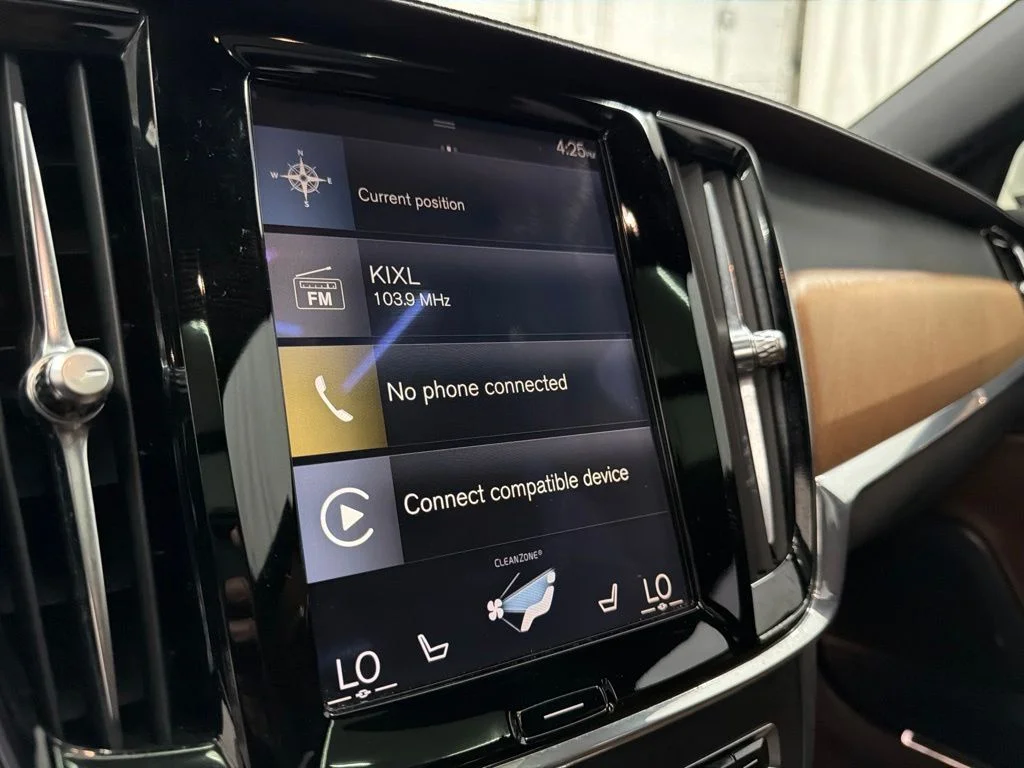 Used 2018  Volvo T6 Inscription image 15