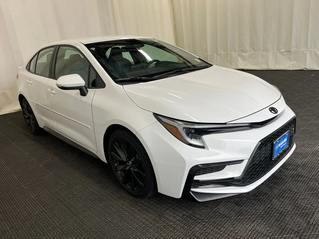 Used 2023 White Toyota SE image 30