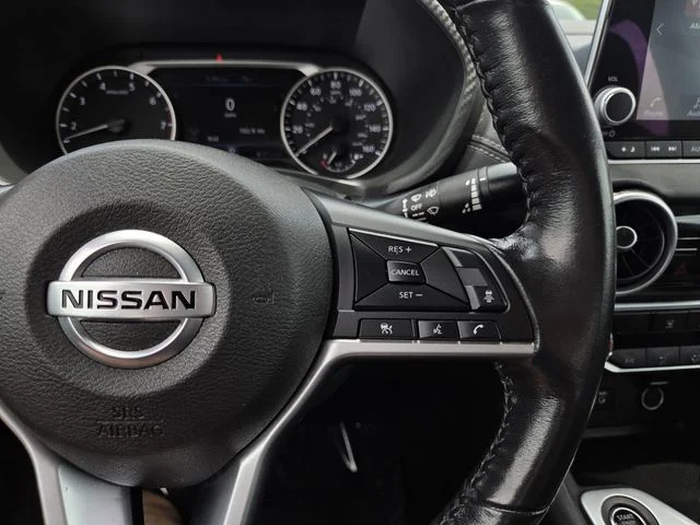 Used 2022 Cloud White Nissan SV image 22
