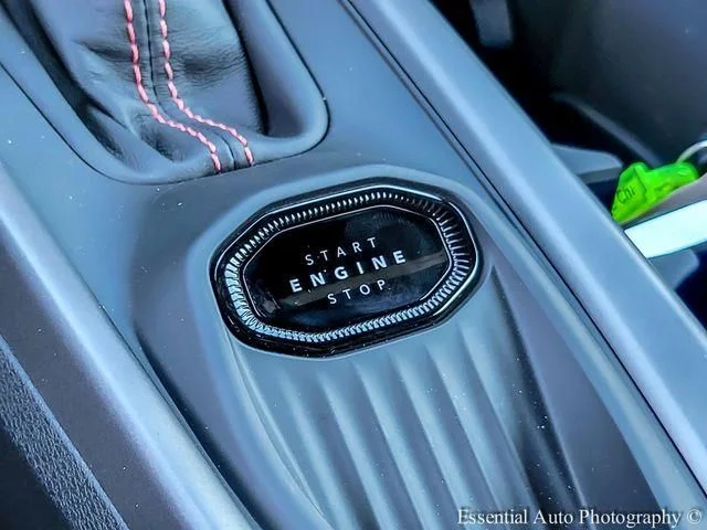 New 2026 Diamond Black Crystal Pearlcoat Dodge R/T image 14