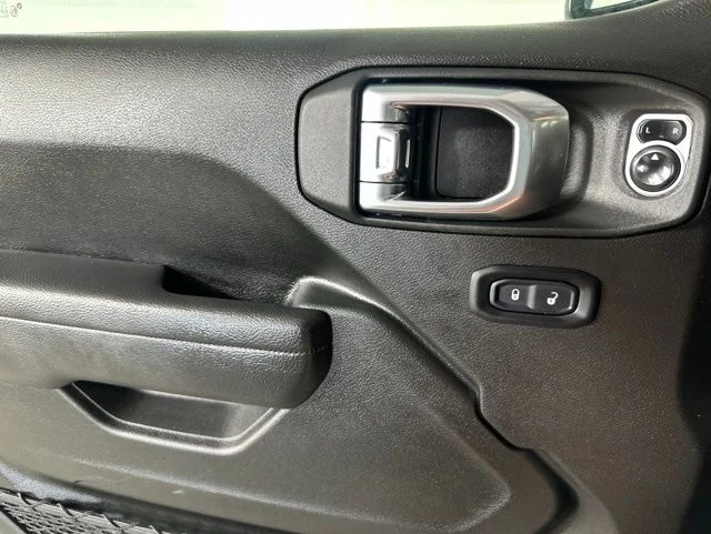 Used 2026 Gray Jeep Rubicon image 18