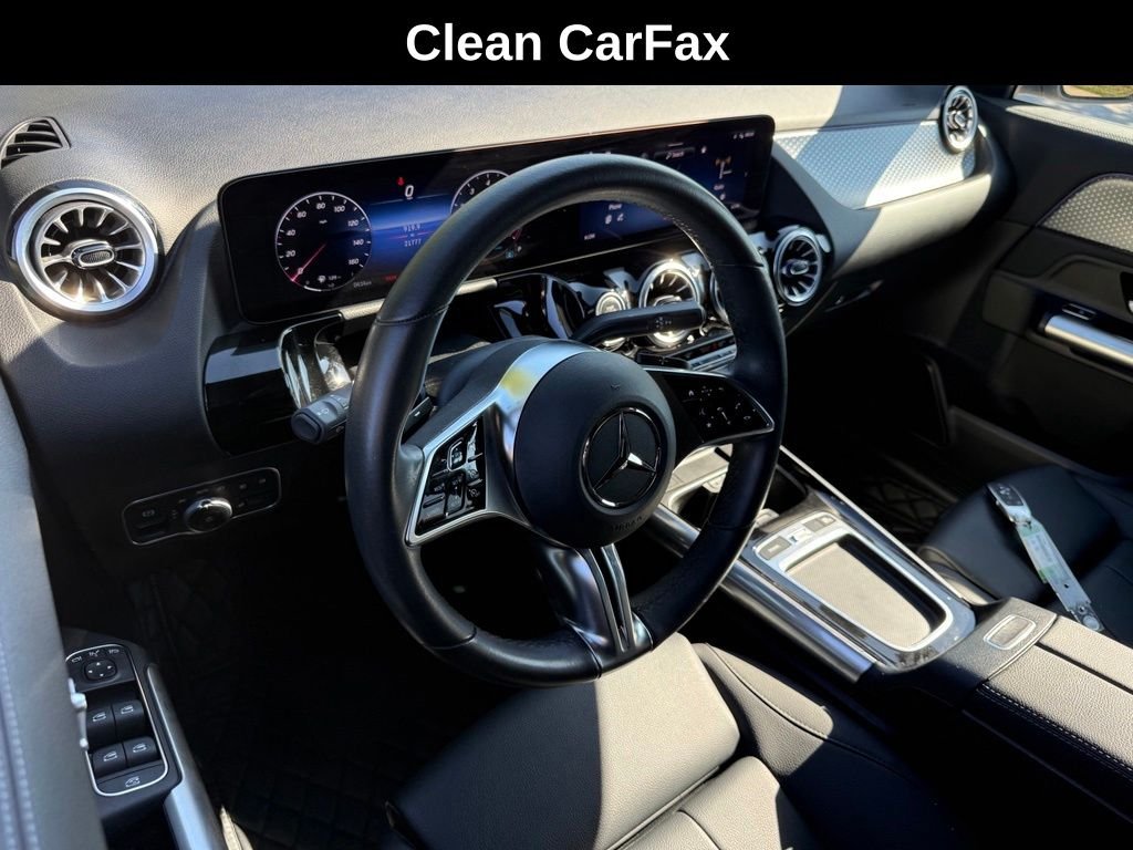 Used 2025  Mercedes-Benz GLA 250 image 3