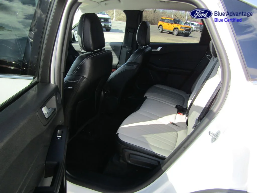 Certified Used 2025 Star White Ford Platinum image 20