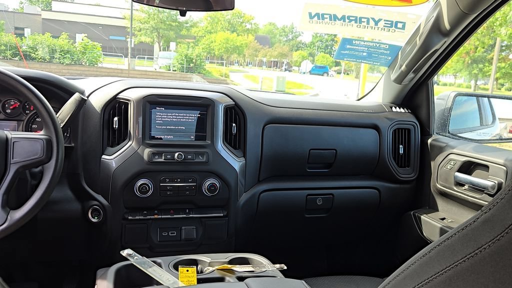 Used 2025 Summit White Chevrolet WT image 21