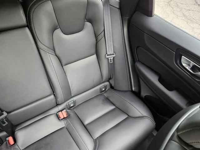 2026 Volvo XC60 Ultra - Photo 17