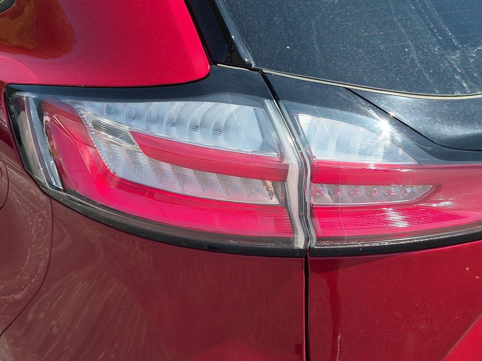 Used 2022 Rapid Red Metallic Tinted Clearcoat Ford ST-Line image 12