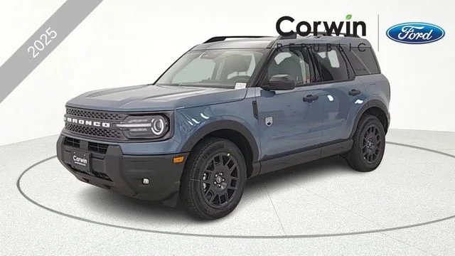 New 2025 Azure Gray Metallic Tri-Coat Ford Big Bend® image 3