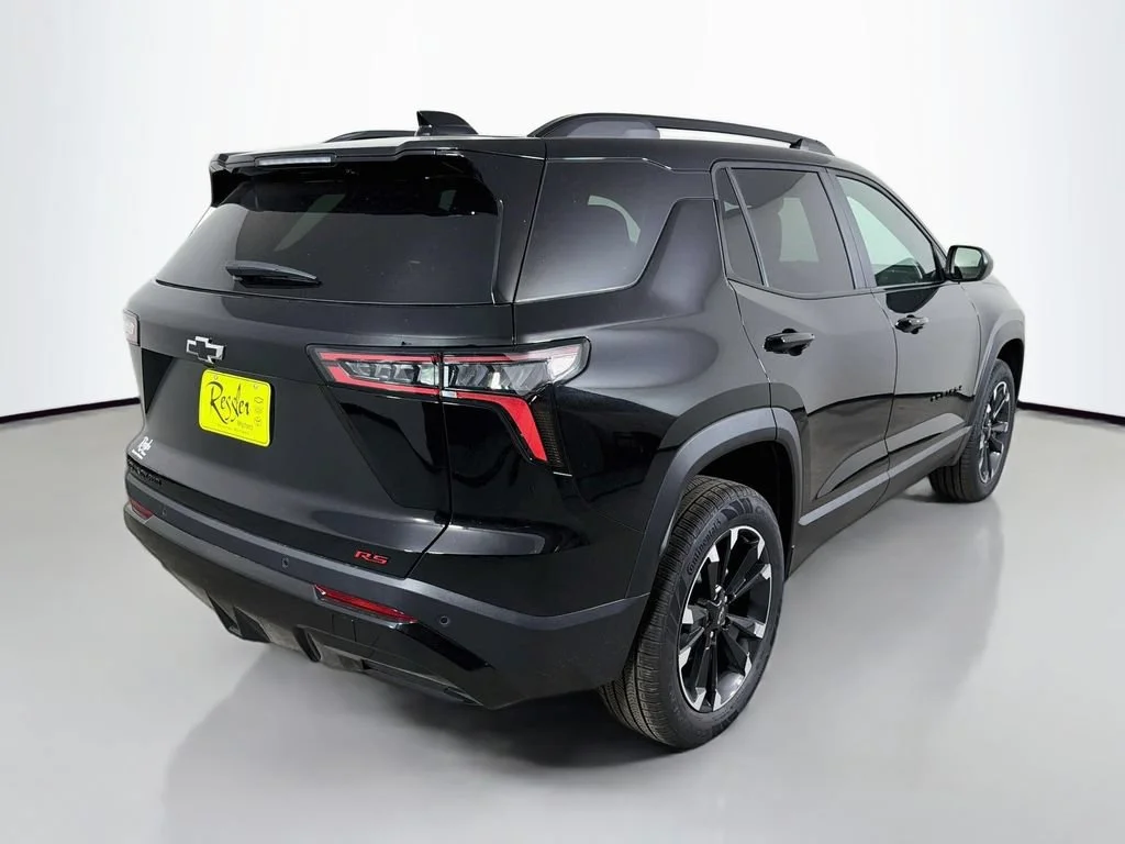 New 2027 Mosaic Black Metallic Chevrolet RS image 5