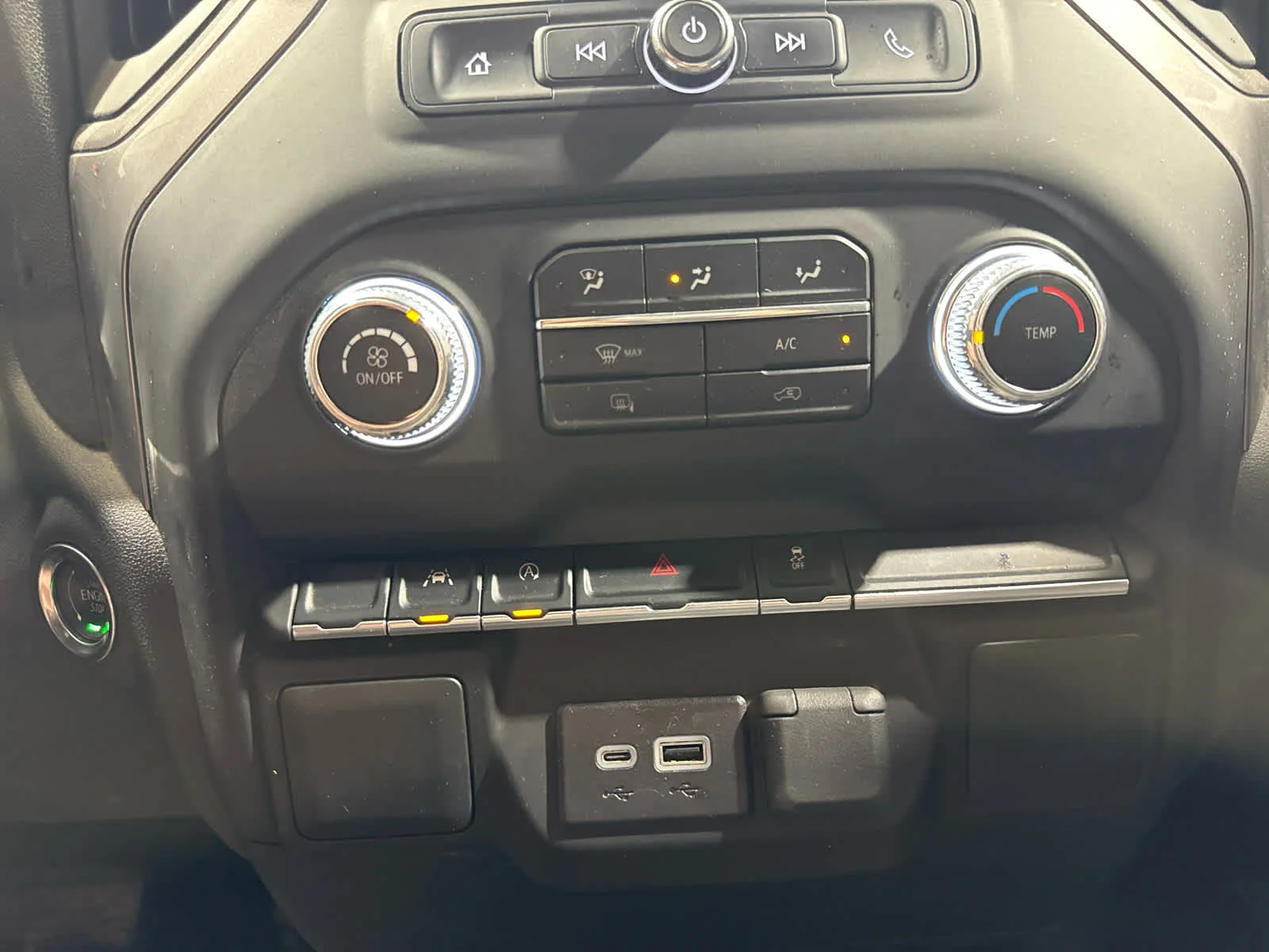 Certified Used 2025 Summit White GMC Pro image 25