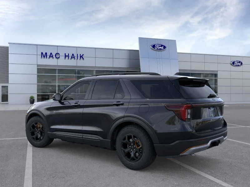 New 2026 Agate Black Metallic Ford Tremor® image 25