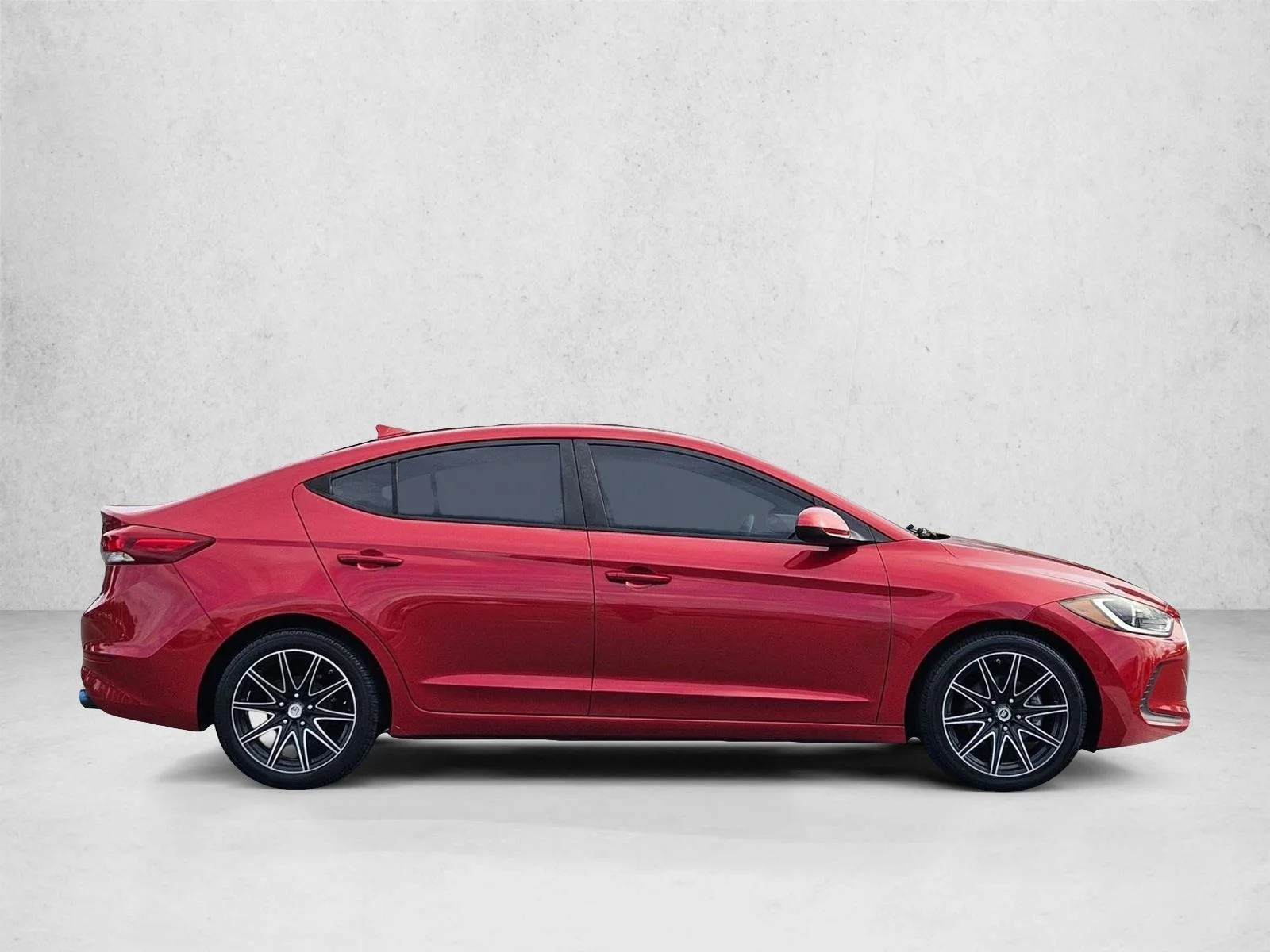 Used 2017 Scarlet Red Hyundai SE image 3