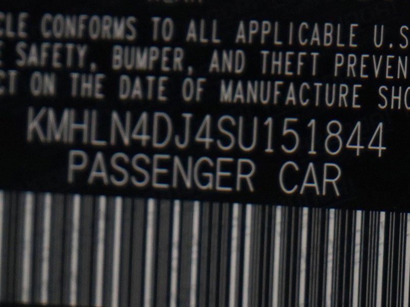 Certified Used 2025 Ecotronic Gray Hyundai Limited DCT image 26
