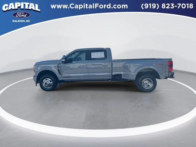 Used 2024 Gray Ford Limited image 5